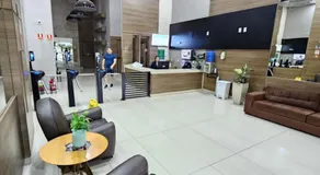 EDIFÍCIO ESSENCIALE PREMIER, 34º ANDAR, VAZADO, DE FRENTE A ENTRADA DO FLAMBOYANT SHOPPING, COM ESTACIONAMENTO GRÁTIS, COZINHA, FECHADURA ELETRÔNICA, WI-FI, TV COM ROKU, PISCINA, LAVANDERIA SEM CUSTO ADICIONAL By REI DOS FLATS - Image 3