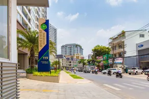 PREMIUM APT-2BRs-FREE POOL/GYM-AIRPORT&PARK VIEWs - Image 4