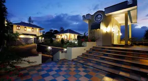 Vista Del Lago - Image 3
