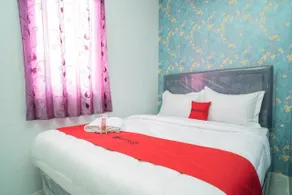 RedDoorz Plus near ITC Cempaka Mas 2 - Image 2