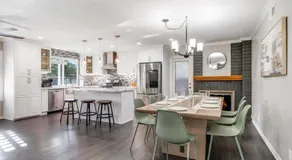 HUGE 5BR Family Retreat Backyard & Patio Lounge - Image 3