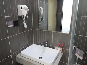 Thank Inn Hotel Jiangxi Shangrao Poyang Houjiagang - Image 4