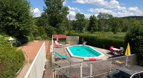 Maison/Gîte familial dans le Jura à 200m du lac avec piscine privée - Image 4