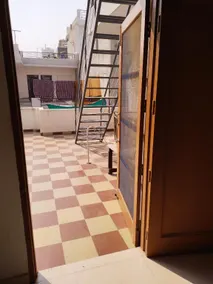 Guest House 1st floor - Image 5