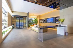 Yalan Select Hotel - Image 2