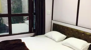 Golden valley cottages, Chail - Image 2