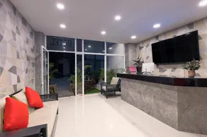 Hotel Baya Patong - Image 2
