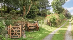 Lane End - Image 5