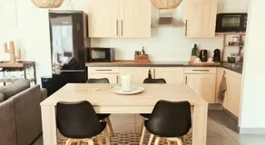 AppartCosy Emplacement Idéal avec Terrasse & Parking Privé - Image 2