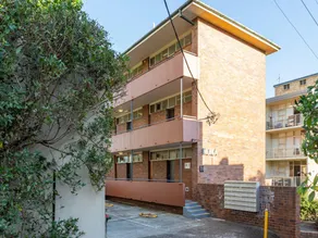 Comfy Balcony Studio Near Parks, - Image 4