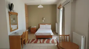 Hotel Lykeon - Image 2