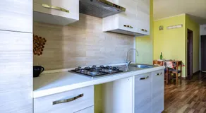 Holos Apartment - Image 4