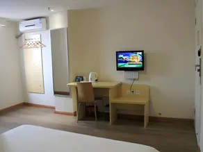7 Days Inn Guangzhou Huangpu East Zone Times Plaza - Image 3