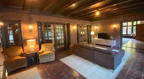 Luxurious Mansion for Large Groups - Image 5