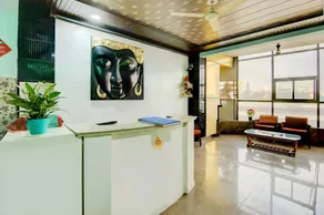 Shri Drona Hotel - Image 2