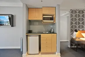 KozyGuru | Sydney CBD | Comfortable 2 Bed Apt - Image 2