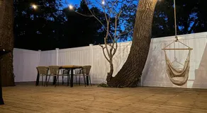 Luxury BoilingSprings Getaway - Image 4