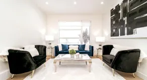 5BDRM Chic Modern Home-Hot Tub-King Bed-AC-Garage - Image 4