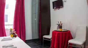 Gio' Suites - Image 2
