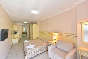 Tropicana Beach Hotel - Image 2