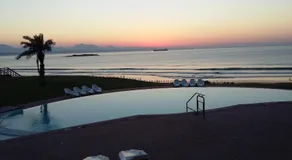 Beach Club Self Catering Apartments - Image 4