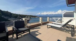 Beach Front Home In Zastrazisce - Image 2