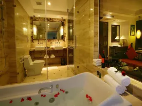 The Palmy Hotel and Spa - Image 4