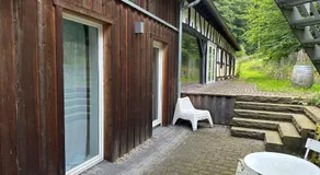 Ruhige Apartments mit guter Bahnanbindung und Küchennutzung - Image 2
