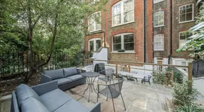 Earl's Court 2BR Private Garden Walk to Tube - Image 4