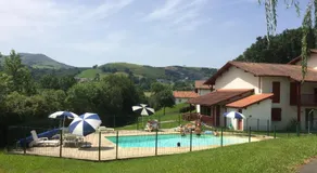 T3 pays du piment d'Espelette - résidence avec piscine chauffée - Image 2