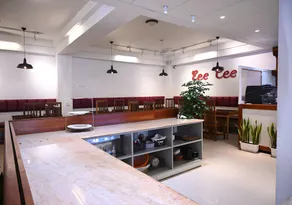 THE EEE CEE HOTEL - Image 2