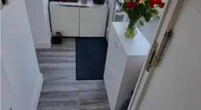 Cozy Double Bedroom - Image 4