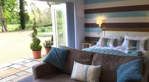 Plas Y Dderwen Bed and Breakfast - Image 2