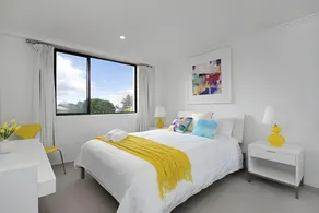 Newly Renovated Immaculate 1BR Apartment - Image 2