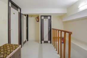 Hotel O Lindsay Inn Guest House - Image 4