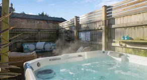 Countryside Barn with Hot Tub in New Forest - Image 5