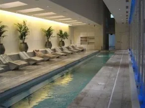Junior Suite 2 at Sorrento Residences- Miami Beach home - Image 4