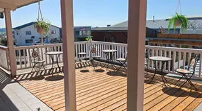Max Motel - Image 3