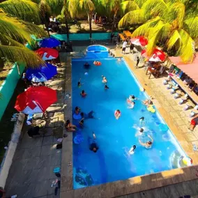 Hotel Camaleon - Colonial Stay & Views - Image 4