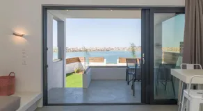 Isalos Sea View Studios - Image 2