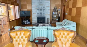 Private Lakehouse Getaway Hot Tub on the Water - Image 4