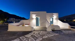 Glaros Hotel (By The Sea) - Image 4