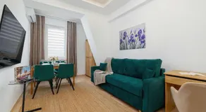 Komfortowy Apartament z Klimatyzacją by Noclegi Renters - Image 2
