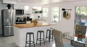 5 min from Weeki Wachee park- Fully Fenced 3 Bedroom House - Image 5
