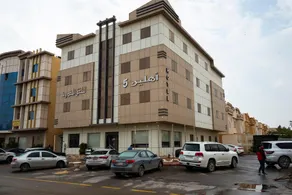 Ahlin Five Serviced Apartments - Image 3