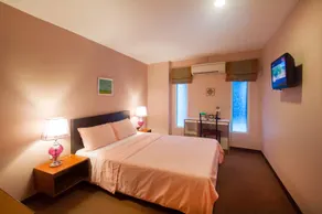 BH Business Hotel - Image 2
