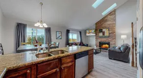 Comfortable Family Friendly Home on Quincy Reservoir - Image 3