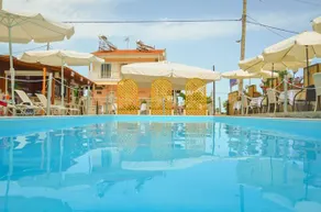 Ellas Hotel - Image 3