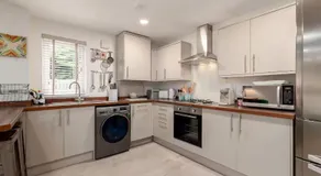 St Andrews Garden Apartment - Image 3