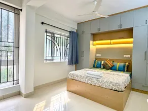 Vansa Stays- 1BHK & 2BHK Quiet & Comfortable Near Airport - Image 2